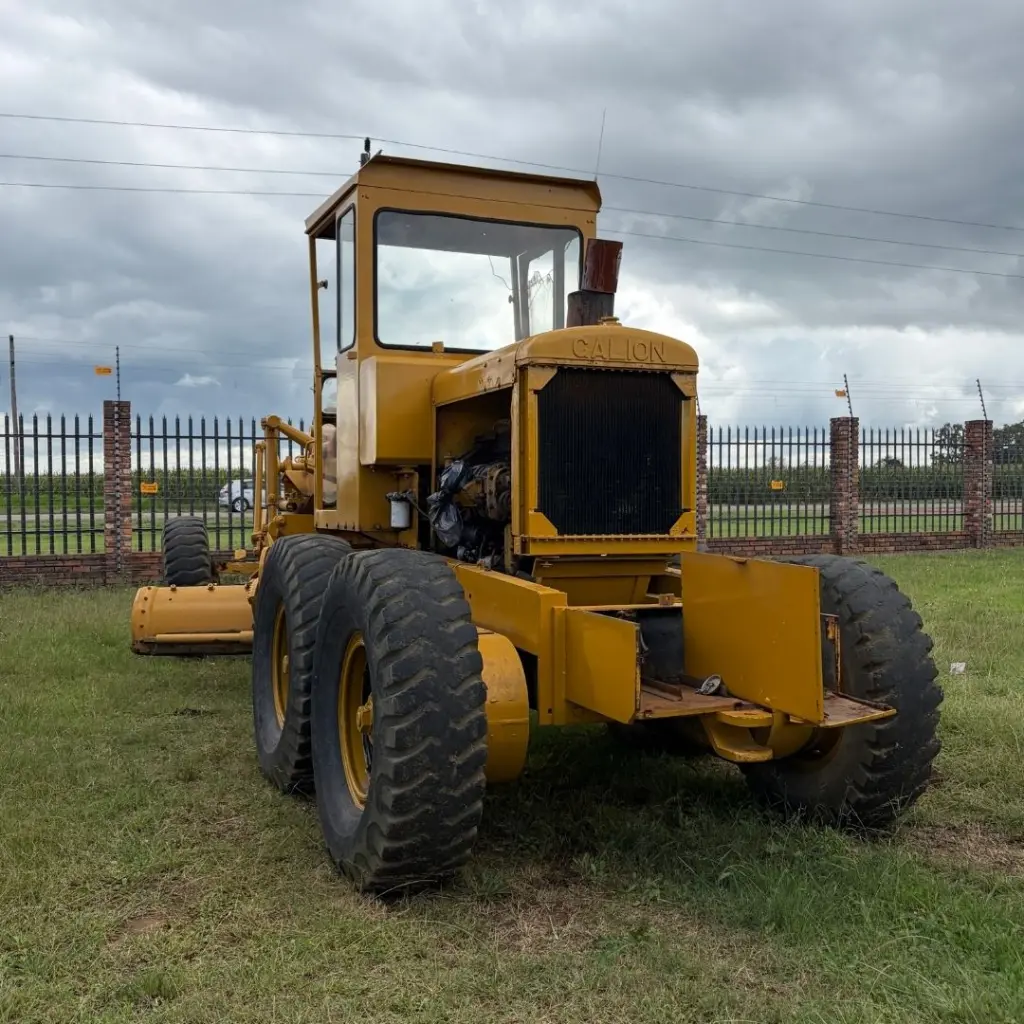 GRADER02.webp