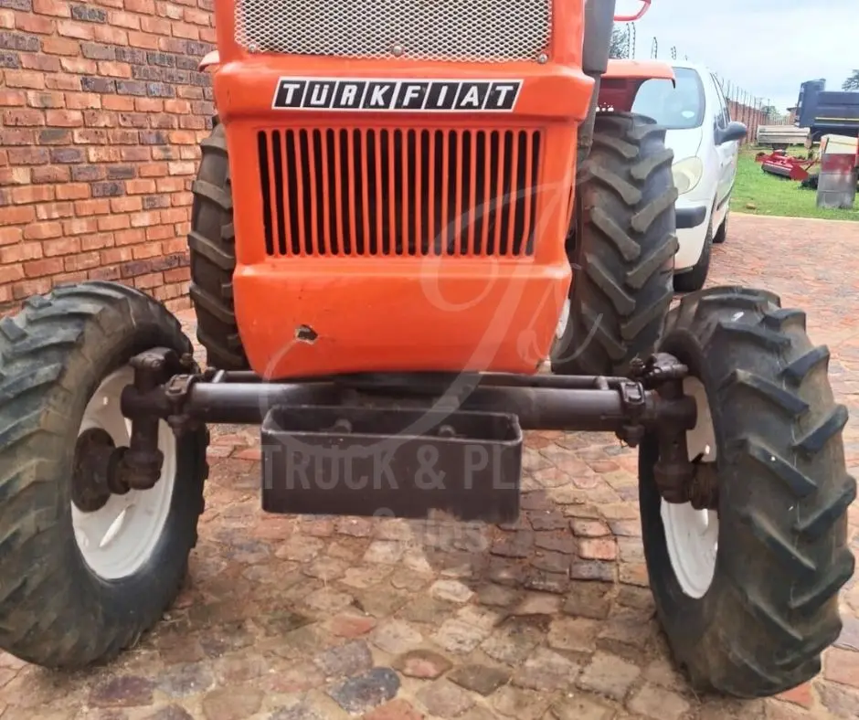 jstp_FB_Fiat450Tractor_20260114_01 (1).webp